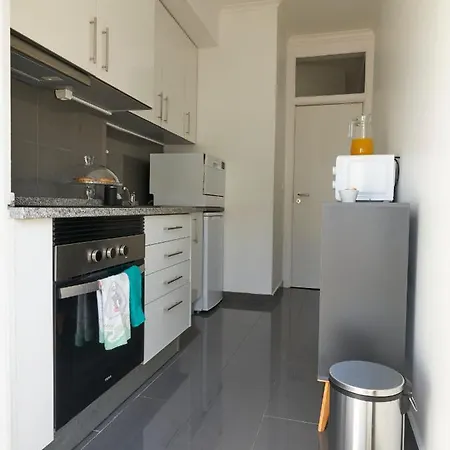 Retiro Da Graca: Stylish Sunny Apt With A Balcony *