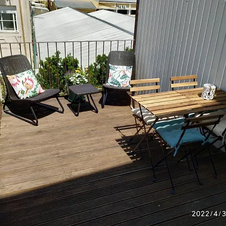 Retiro Da Graca: Stylish Sunny Apt With A Balcony Apartment *